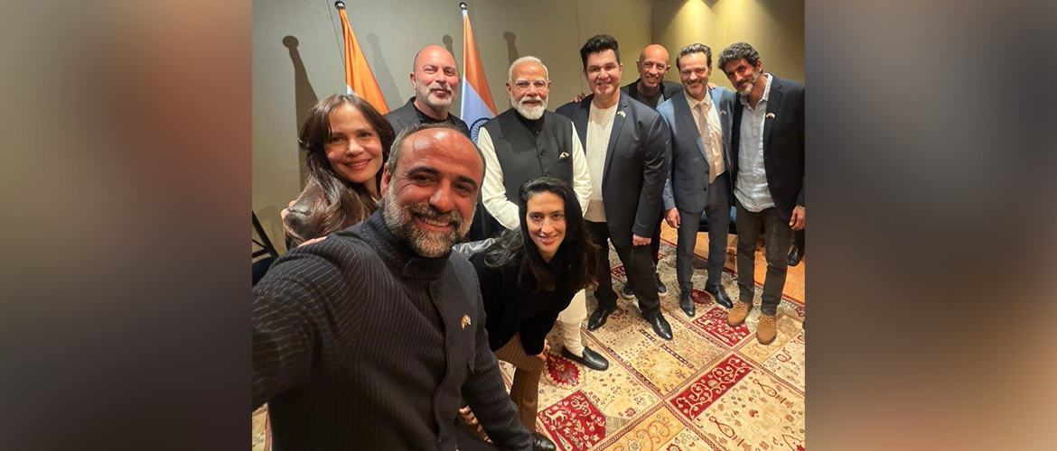 Hon’ble Prime Minister Shri Narendra Modi interacted with renowned Israeli film personalities