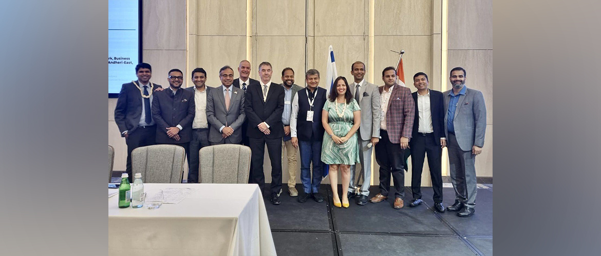  Ambassador Singla addressed & interacted with over 100 investors and entrepreneurs from JITO Incubation & Innovation Foundation who are on a visit to Israel.