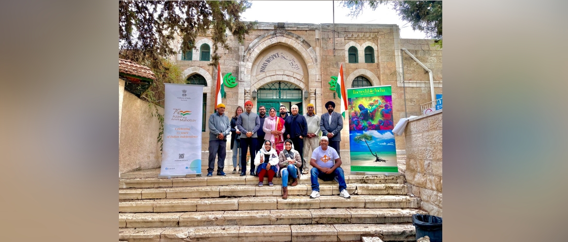  The Punjabi community in Israel organised ‘langar’ & ‘Gurubani paath’ to celebrate Guru Purab at Indian Hospice, Jerusalem.
