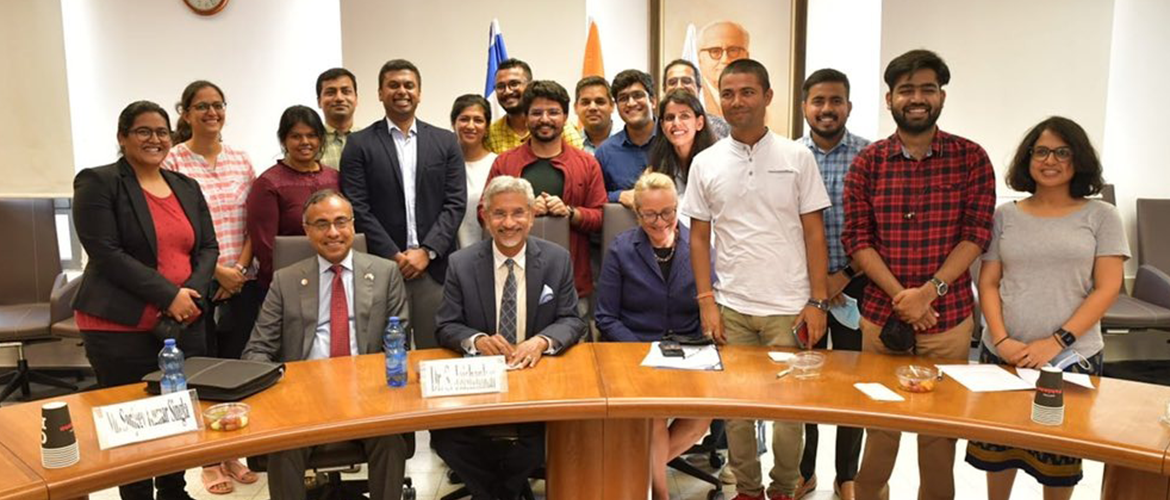  External Affairs Minister Dr. S. Jaishankar met Indian researchers and scholars in Israel. 