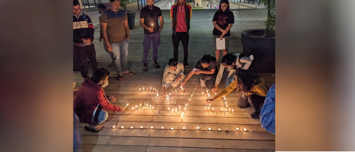  The Indian community in Israel joined hands with the Israelis to commemorate the victims of the 26/11 Mumbai terror attacks.