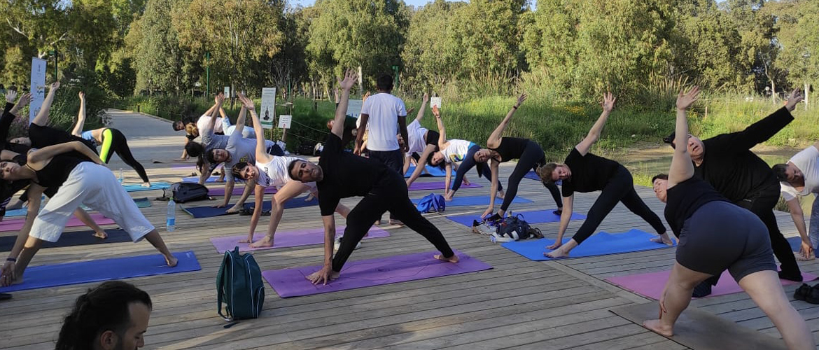  Indian Cultural Center, Tel Aviv organized a Yoga class at Ganei Yehoshua Park in Tel Aviv.
